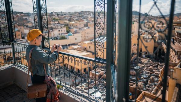 Blue cities, maze-like medinas, snow-capped mountains, and shifting desert sands — plan your travels through Morocco’s top hubs